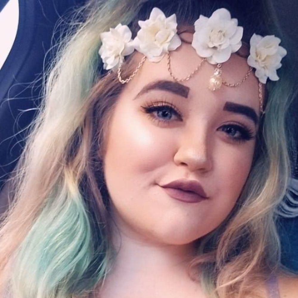 Meet your Posher, Kara
